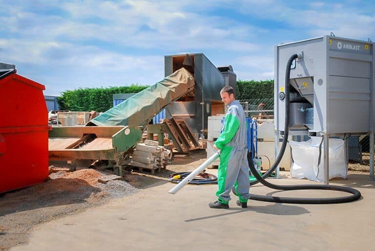 Portable Airvac Abrasive Vacuum Recovery Airblast Eurospray