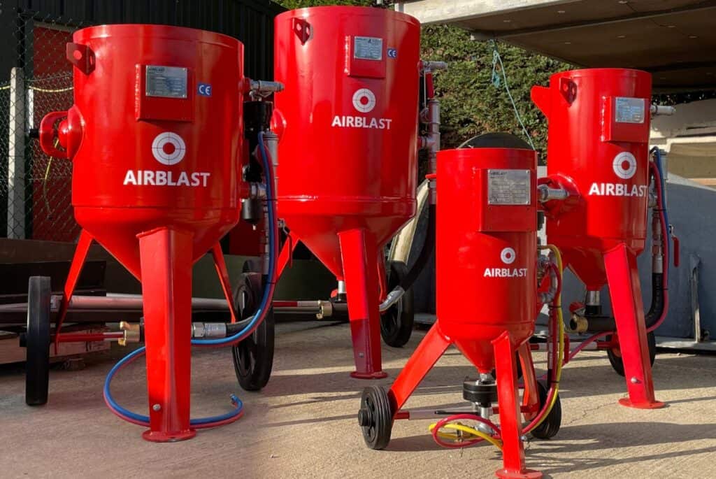 Airblast redline blast pot, in various sizes, 18ltr, 50ltr, 100ltr, 200 ltr.